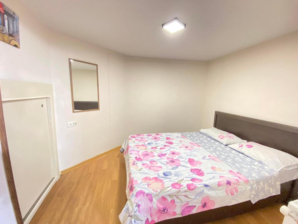 Freedom Square Apartment Tiflis Dış mekan fotoğraf